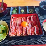 炭火焼 牛心 堤店 - 