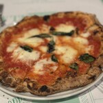 ア フェネステッラ - 