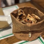 ア フェネステッラ - 