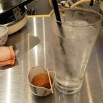 ホルモンごえん - ★梅娘の梅干しサワー 605円 たいして 美味しくないのに CP悪い！