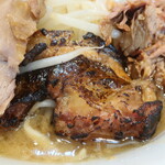 ラーメン二郎 - 炙