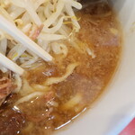 ラーメン二郎 - スープ