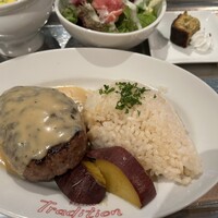 トラディシオン 日本橋 - 