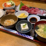 天然魚と七輪焼き 隠れ居酒屋 雑魚や - 