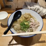 肉讃岐 甚三うどん 神田店 - 