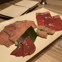 焼肉うしごろ 新宿三丁目店 - 