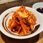 炭火焼肉ホルモンさわいし - キムチ