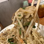 極濃湯麺 フタツメ - 【2025.6.6(金)】冷やしトマトもりたんめんの野菜炒め