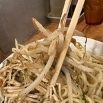 極濃湯麺 フタツメ - 【2025.6.6(金)】野菜炒めに入っているもやし