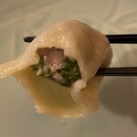 手作り餃子の店 吉春 - ピーマン餃子（水餃子）