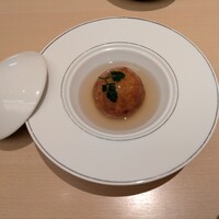 函館うに むらかみ 日本生命札幌ビル店 - じゃが芋饅頭やったかな？
