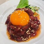 焼肉　松寿苑 - 桜ユッケ