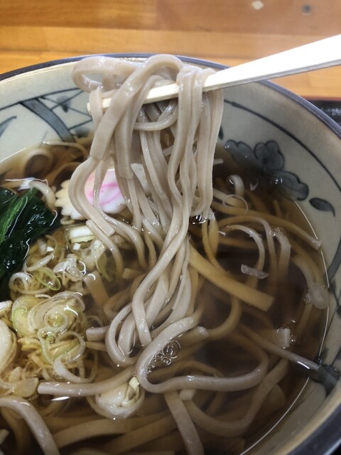 陽気な母さんの店（チアフルマザーショップ） - 大滝温泉（麺類）