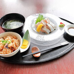 瀬戸内魚料理 雛げし - サワラのタタキ定食