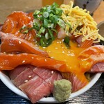 天然魚と七輪焼き 隠れ居酒屋 雑魚や - 