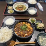 China Dining 雅龍 - 