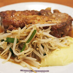 レストラン・サカキ - 千葉県産林SPF豚のポークジンジャー 1500円