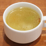 レストラン・サカキ - 千葉県産林SPF豚のポークジンジャー 1500円 のスープ