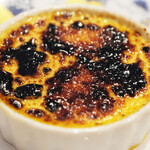 タヒチ産バニラのクレームブリュレ 480円