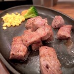 ハンバーグ&ステーキ WAZN - 切り落としステーキ150g