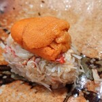 鮨 福原 - バフンオンザ毛ガニほぐし身そいでもっての赤シャリ　ジェットストリームアタック！　美味いに決まってるじゃん！(๑´ڡ`๑)♥ワイもお酒と共にキマッチャッテルわ（笑）