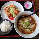 中華料理 宗八 - 料理写真:令和7年6月 ランチタイム(11:30〜14:00)
日替わりランチ 税込990円
唐揚げのさっぱり梅しそガーリックソース、ミニラーメン、ご飯
ラーメン大に変更 税込165円