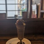 エクチュア  からほり「蔵」本店  - オリジナルパフェ　賞味期限10秒?　一口食べてます笑