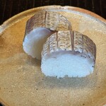 鎌倉 北じま - ハナダイの棒鮨