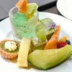 XEX ATAGO GREEN HILLS / The BAR - 