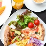 XEX ATAGO GREEN HILLS / The BAR - 