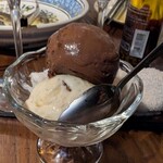 アダット マルヤマ - ラムレーズン✕チョコ