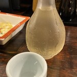 和浦酒場　弐 - 埼玉県 神亀 辛口［冷］ 一合