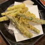 和浦酒場　弐 - アスパラの天ぷら