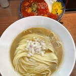 ヌードル＆スパイスカレー 今日の1番 - 