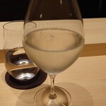 酉囃子 - 秋田 新政 天蛙 アマガエル 低酒精発泡 純米酒（グラス）