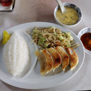 ぎょうざ飯店_0