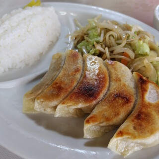 ぎょうざ飯店_1