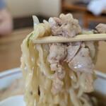 喜多方ラーメン 天高盛 - 刻まれたチャーシューと中太麺がベストマッチ