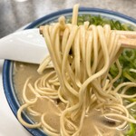 博多ラーメンしばらく - パッツン低加水麺は中細