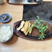 すき焼き十二天 - バンバーグステーキ