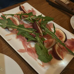 ブラーチェ・エ・ヴィーノ・ジジーノ - 