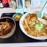 黄金 - 2025年６月　カルビ丼セット（850円）