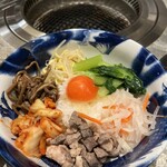 なんば黒毛和牛焼肉 霞 - 