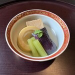 萩乃屋 - 煮物（高野豆腐、筍、茄子、ふき）