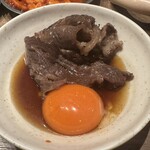 焼肉 弘商店 烏丸錦 - 姿切りモモ＋特製卵ダレ(☆☆☆☆)
