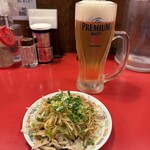 博多ラーメン ガツン - ■ガツ刺し¥350
■生ビール¥450×2杯