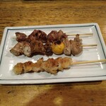 炉ばた - 砂肝　鳥もつ　ぼんじり串