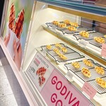 GODIVA GO! - 