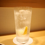 季節のおばんざい ゆるり酒 あけび - レモンサワー