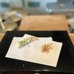 天ぷら 佐久間 - 才巻海老の紫蘇巻き　カシラ